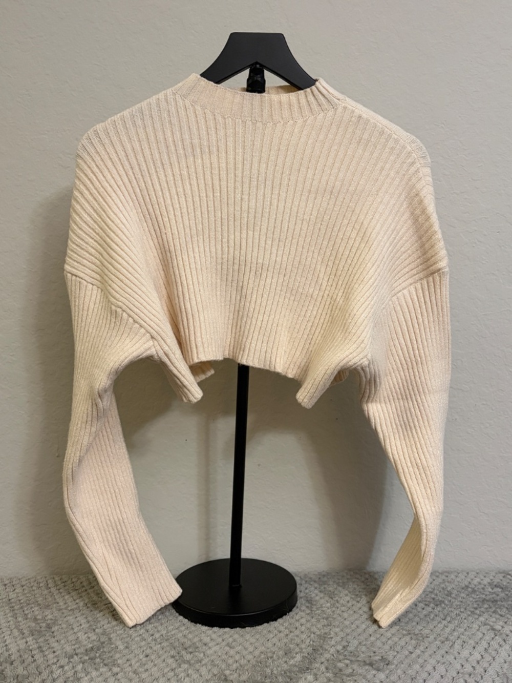 ZARA Ribbed Cropped Sweater - Picture 2 of 6